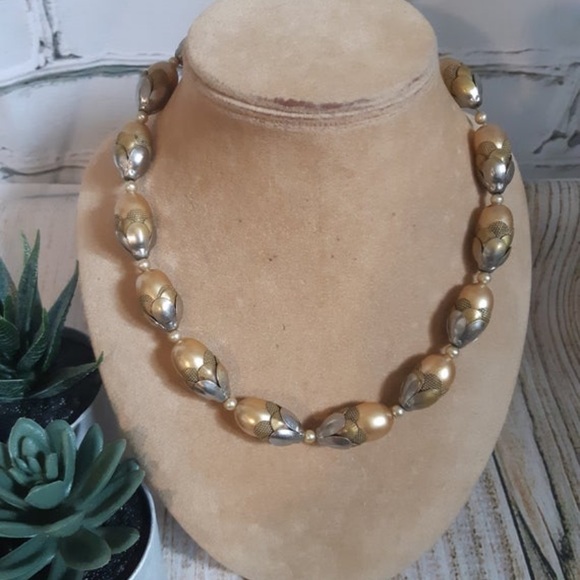 Vintage Jewelry - Art Deco Necklace